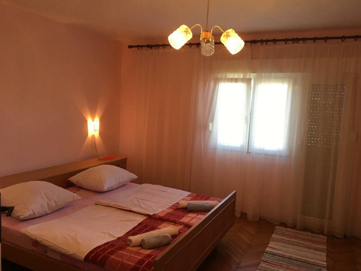 Apartment Damir Senj  Eksteriør bilde